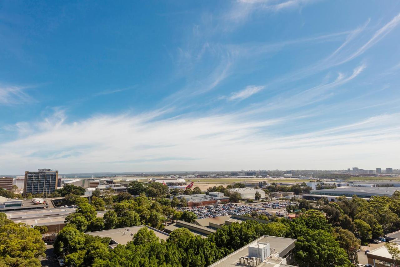 Meriton Suites Mascot Central Sydney Bagian luar foto