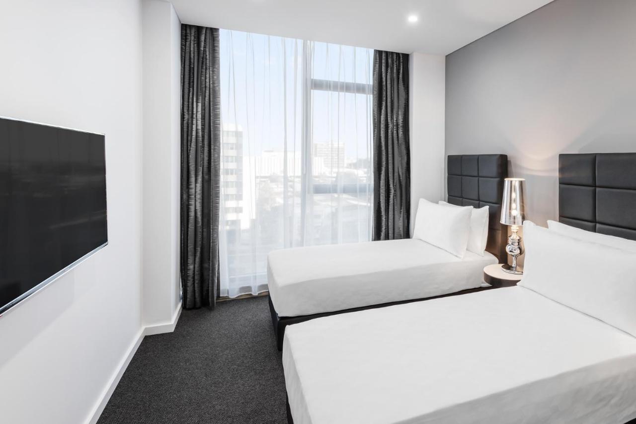 Meriton Suites Mascot Central Sydney Bagian luar foto